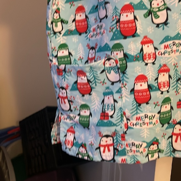 Casandra scrub nurse - Picture 2 of 6